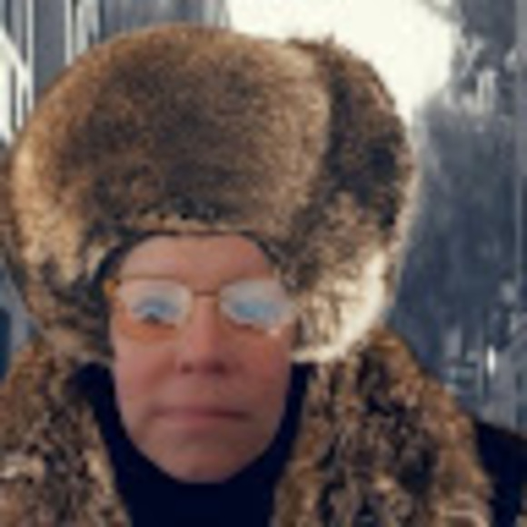 Meet your Posher, Mandy - Picture 1 of 1